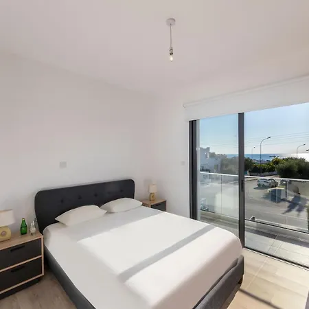 Ammos, Walking Distance To The Sea! Klorakas
