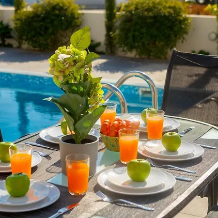 Ammos, Walking Distance To The Sea! * Klorakas