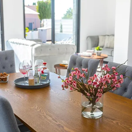 וילה Ammos, Walking Distance To The Sea! *